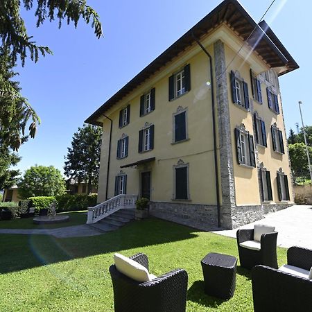 Residenza Villa Maria Roncola ภายนอก รูปภาพ