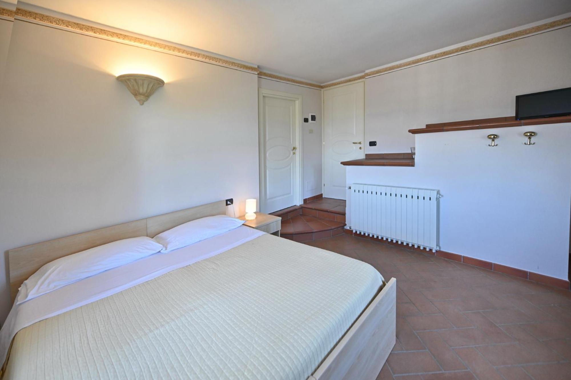 Residenza Villa Maria Roncola ภายนอก รูปภาพ