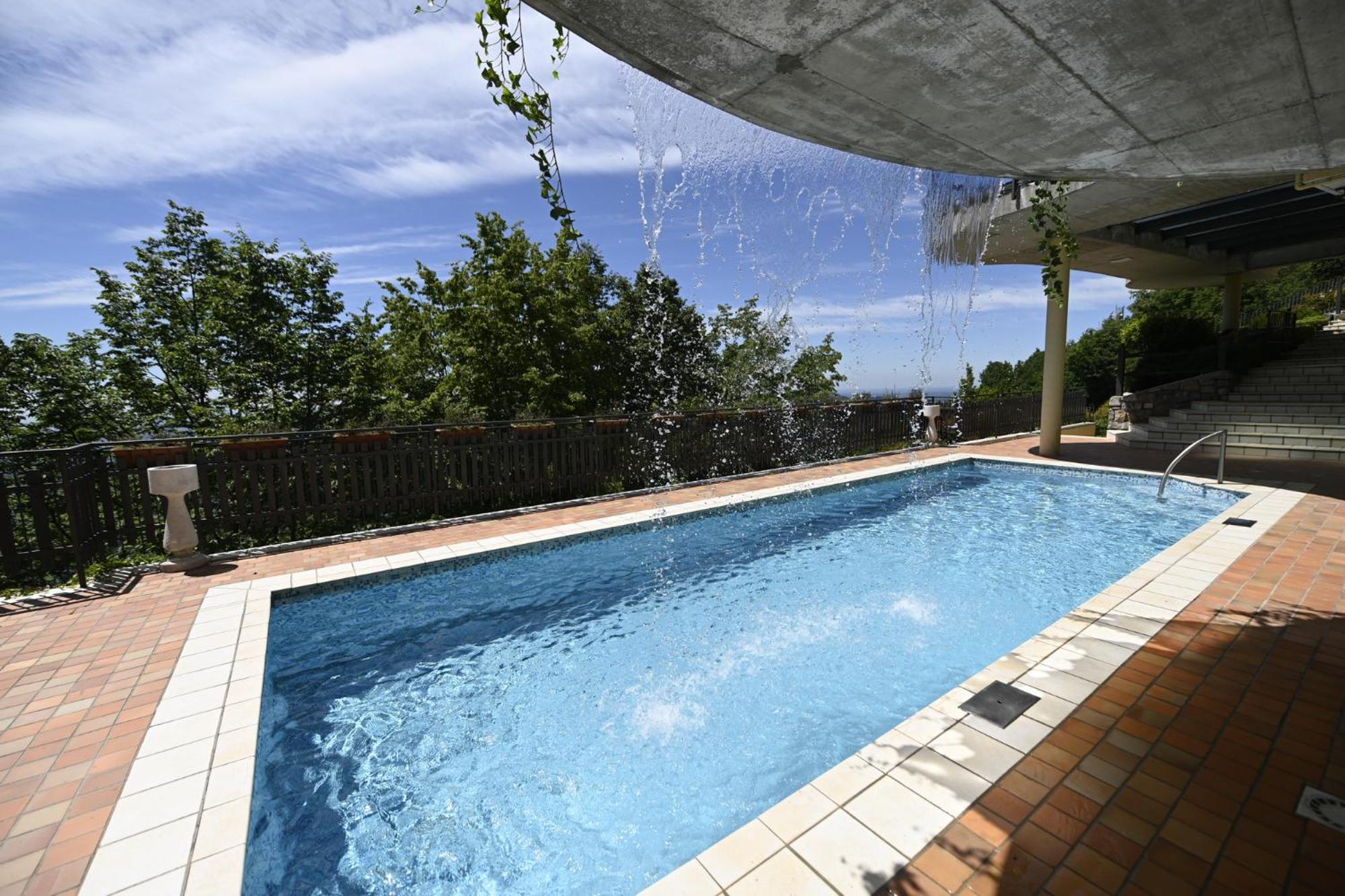 Residenza Villa Maria Roncola ภายนอก รูปภาพ